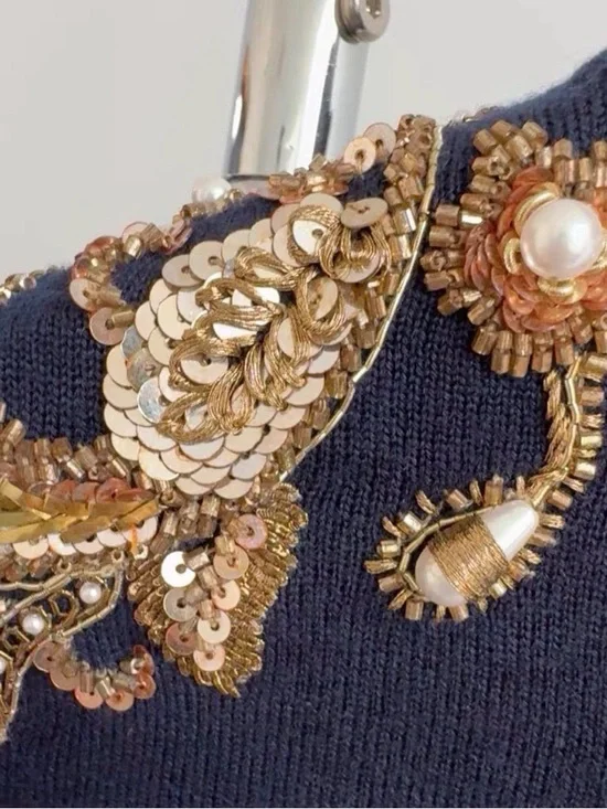 🚩steal Oscar de la Renta Navy Sweater with Gold Embroidered Detail - Picture 4 of 4